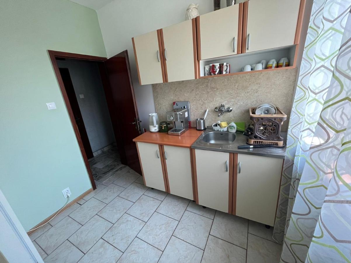 Izgrev Sarafovo Hotell Burgas Exteriör bild