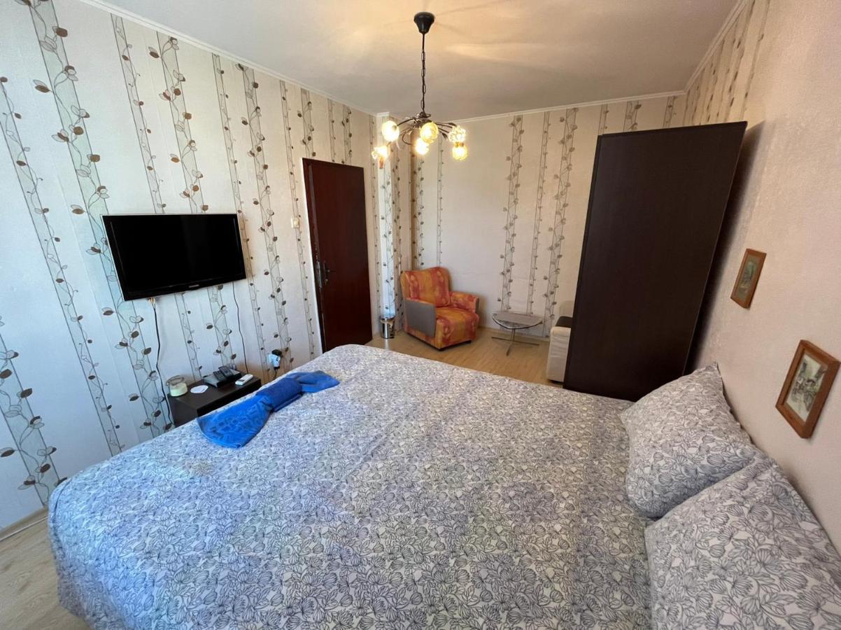 Izgrev Sarafovo Hotell Burgas Exteriör bild