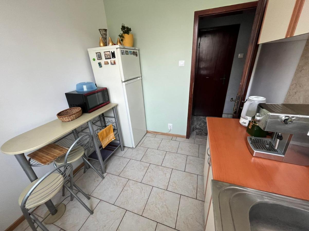Izgrev Sarafovo Hotell Burgas Exteriör bild