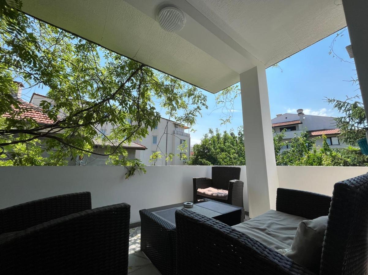 Izgrev Sarafovo Hotell Burgas Exteriör bild