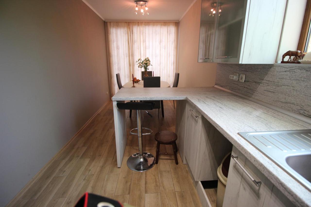 Izgrev Sarafovo Hotell Burgas Exteriör bild